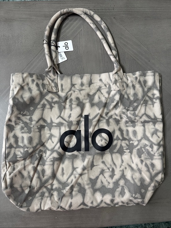 ALO Yoga Handbags - ALO Yoga Neutral Tie-Dye Canvas Tote in Beige and Gray